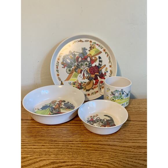 VTG Oneida Deluxe Puss in Boots 4 pc. Cup, 2 bowls and plate Childens Set. CUTE - Picture 4 of 11